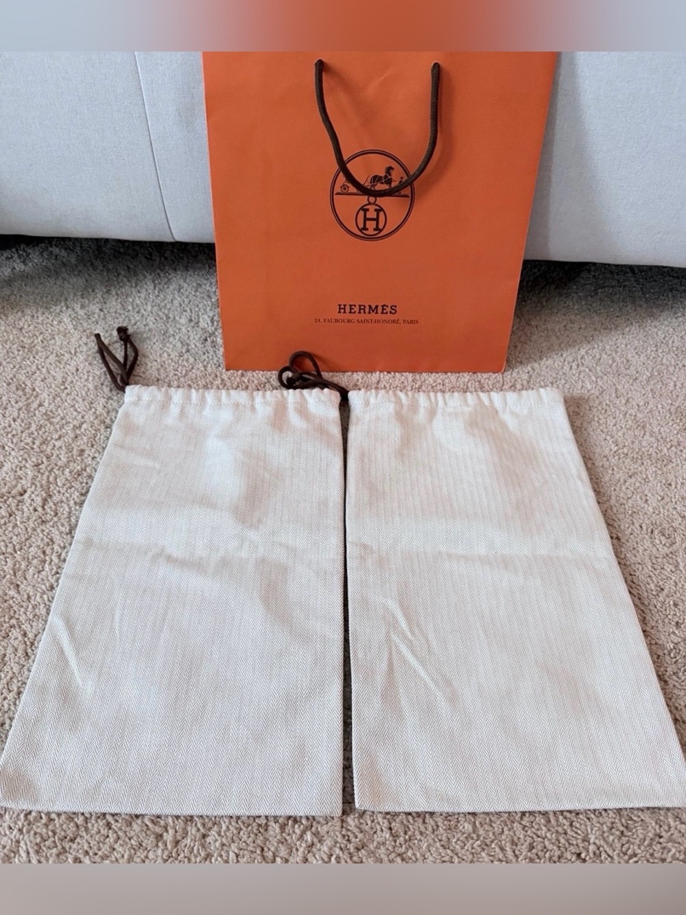 HERMÈS - Picture 2 of 12